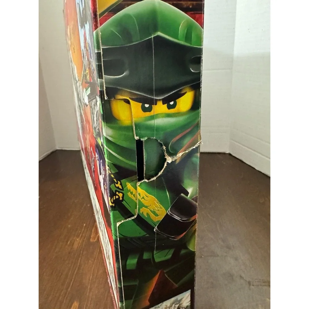 LEGO Ninjago Legacy 70679 The Ultra Dragon & 3 Minifigures w/Box No Manual